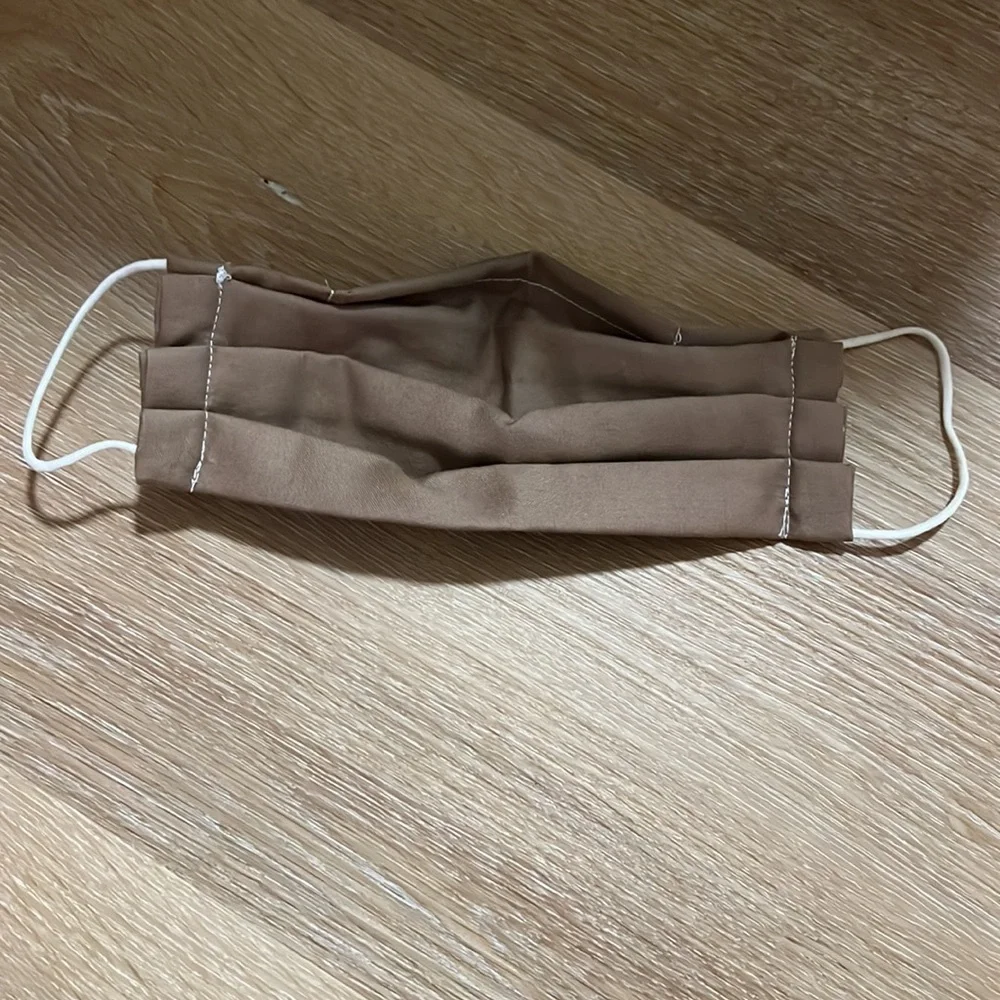 Cloth Masks - Picture 6 of 7